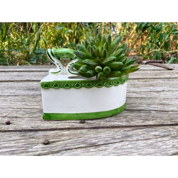 Vintage 1960s Ceramic SAD Iron Planter Vase floral - Picture 12 of 16